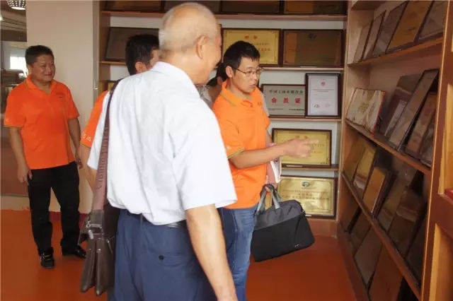 燃氣烤爐,旋轉爐,熱風循環爐,冷凍醒發箱,起酥機,組合爐-賽思達-世界級烘焙設備品牌 燃氣烤爐,旋轉爐,熱風循環爐,冷凍醒發箱,起酥機,組合爐-賽思達-世界級烘焙設備品牌