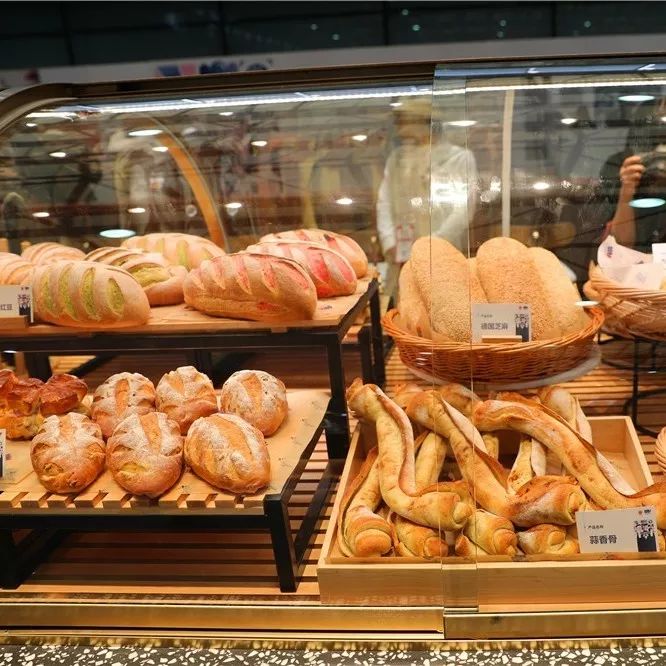 2019中國烘焙行業之力——賽思達榮獲《輕食設備指定供應商》榮譽稱號 2019中國烘焙行業之力——賽思達榮獲《輕食設備指定供應商》榮譽稱號