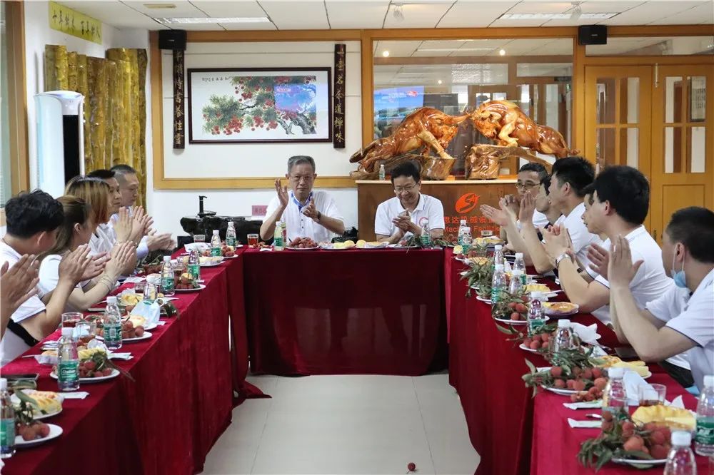 【賽思達(dá)烤箱】四川省酒店用品行業(yè)協(xié)會(huì)考察團(tuán)蒞臨賽思達(dá)參觀指導(dǎo) 【賽思達(dá)烤箱】四川省酒店用品行業(yè)協(xié)會(huì)考察團(tuán)蒞臨賽思達(dá)參觀指導(dǎo)